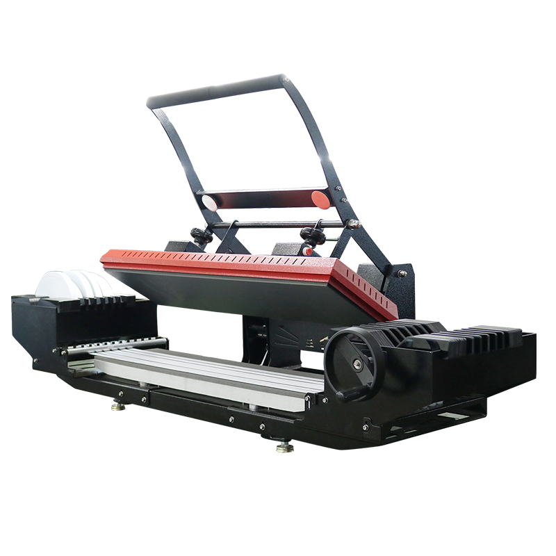Beda halnya dengan metode sablon manual, mesin heat press ini membutuhkan mesin cetak laser print, kertas khusus berjenis transfer paper, mesin heat press dan perangkat komputer untuk membuat desain yang dibutuhkan. Dalam hal ini, Anda bisa memilih hendak menggunakan mesin heat biasa atau mesin khusus untuk cetak lanyard.