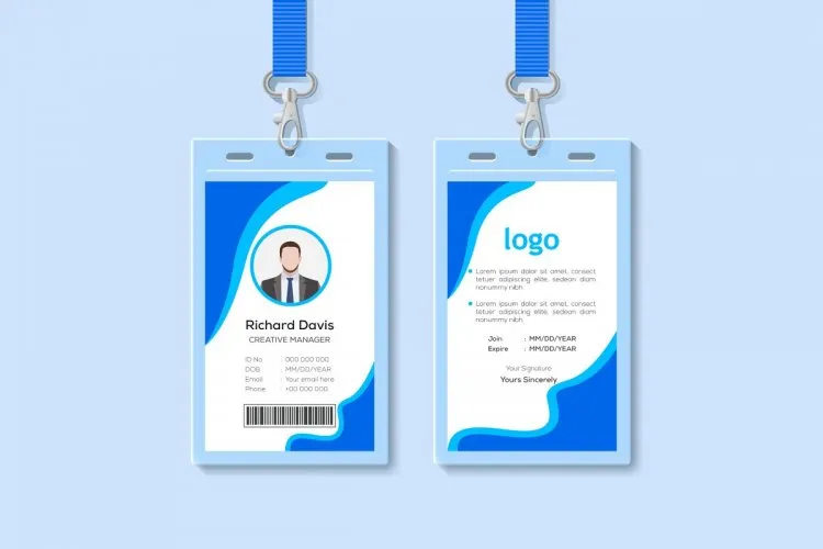 Tampilan lanyard untuk id card panitia, sumber: lezgetreal.com